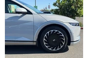 $31555 : Hyundai IONIQ 5 2023 AWD Lim thumbnail