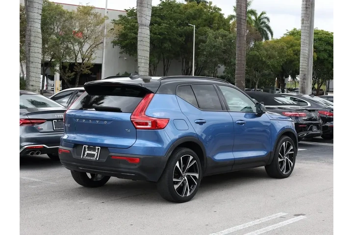 $25995 : Volvo XC40 R-Design image 6