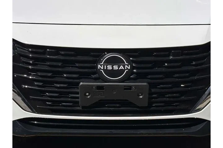 $19150 : Nissan Sentra 2025 SV 4dr Se image 7