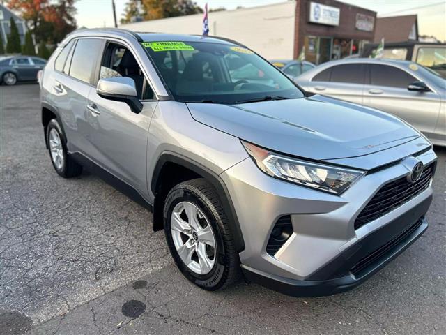 $21000 : 2019 TOYOTA RAV42019 TOYOTA R image 3