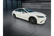 $38988 : Lexus ES 300h 2023 4dr Sedan thumbnail