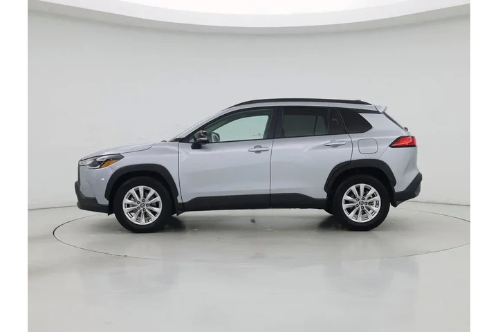 $27998 : Toyota Corolla Cross 2025 LE image 3