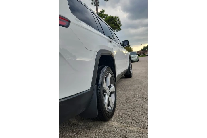 $20900 : Jeep2021 Jeep Cherokee Limited image 5