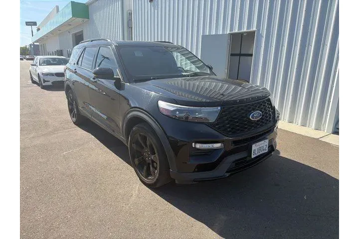 $29900 : Ford Explorer 2020 AWD ST 4d image 1