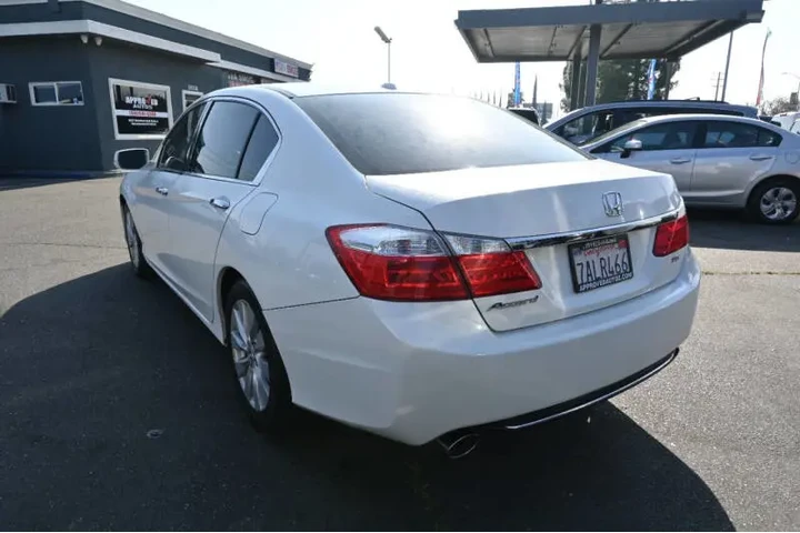 $12998 : 2013 Accord EX-L V6 image 6