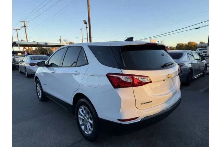 $13999 : 2018 Equinox LS image 9