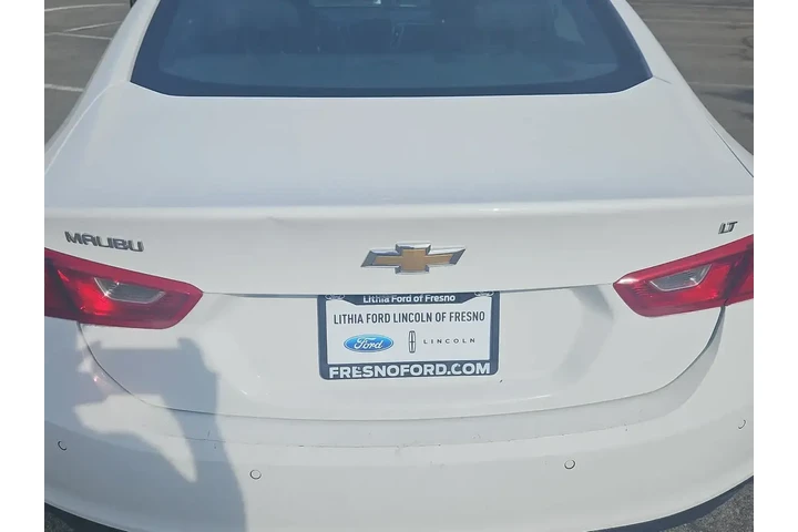 $17500 : Chevrolet Malibu 2024 LT 4dr image 8