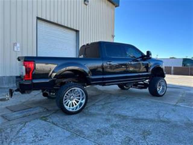 $64995 : 2018 FORD F250 SUPER DUTY CRE image 5