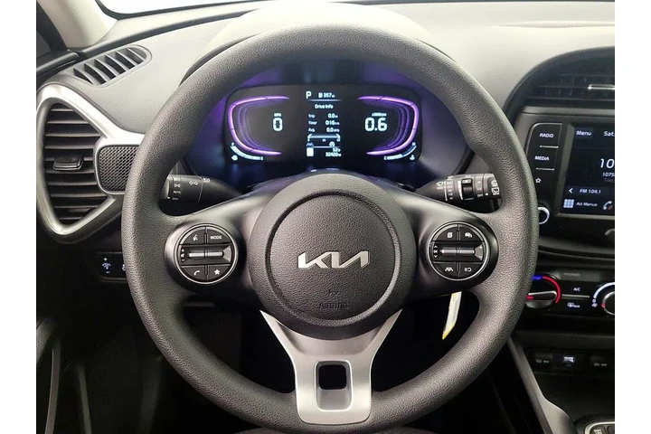 $17998 : Kia Soul 2025 LX 4dr Crossov image 10