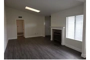 $2390 : Beautiful 2bed in LA thumbnail