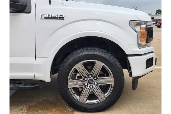 $21811 : Ford F-150 2020 4x4 XLT 4dr image 9