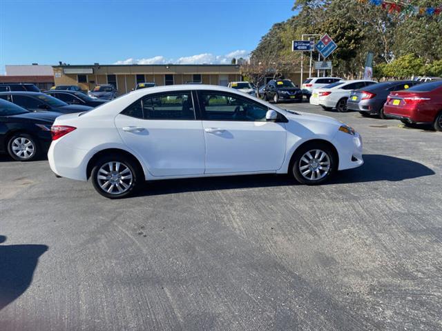 $17999 : 2018 Corolla L image 4