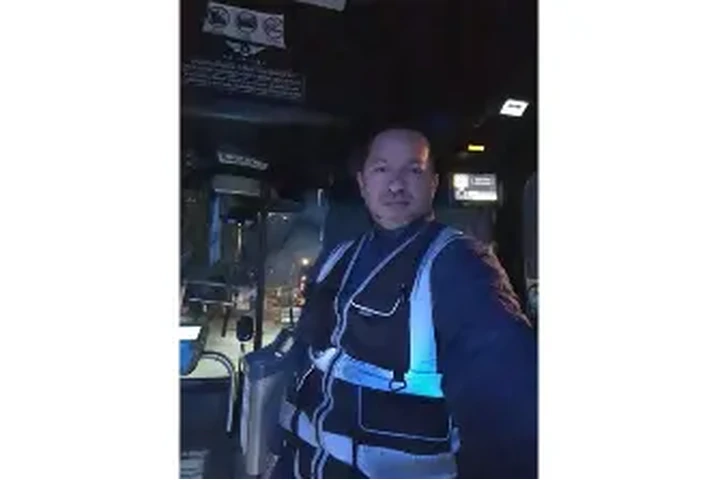 Busco trabajo clase C image 1