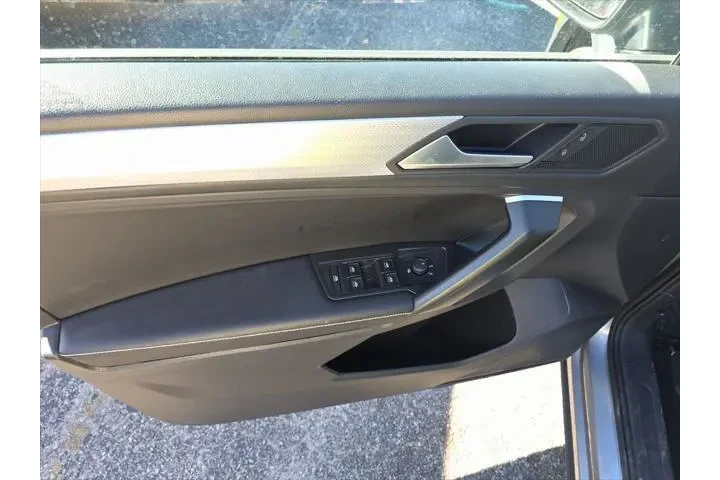 $21491 : Volkswagen Tiguan 2024 S 4dr image 9