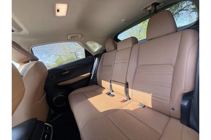 $15999 : 2016 NX 200t image 6