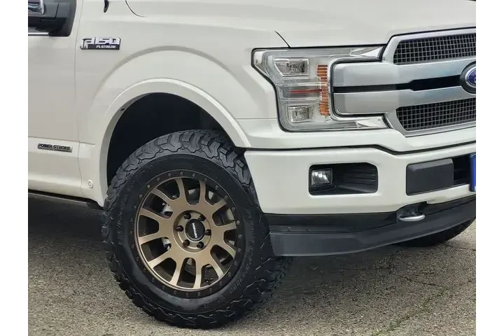 $32201 : Ford F-150 2018 4x4 Platinum image 6