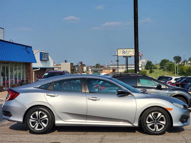 $12990 : 2016 Civic LX w/ Sensing image 9