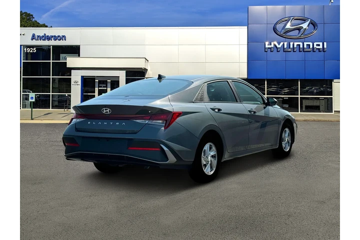 $22494 : Hyundai ELANTRA 2025 SE 4dr image 7
