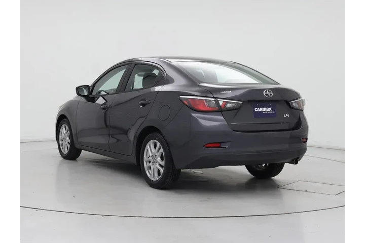 $13998 : Scion iA 2016 4dr Sedan 6A image 2