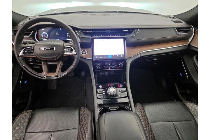 $39998 : Jeep Grand Cherokee 2022 4x4 image 9