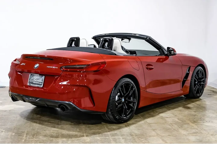 $31990 : 2019 Z4 sDrive30i image 10