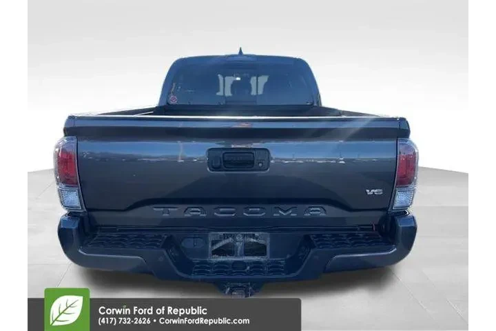 $35989 : Toyota Tacoma 2021 4x4 SR V6 image 8
