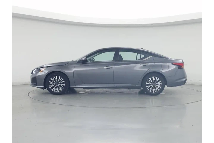 $23998 : Nissan Altima 2025 2.5 SV 4d image 3