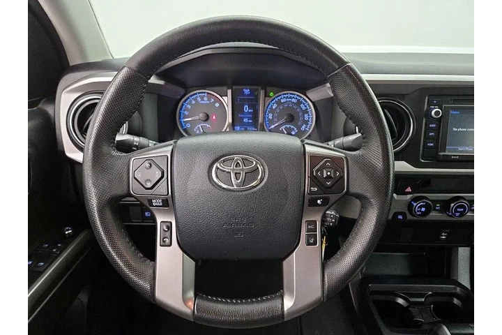 $26998 : Toyota Tacoma 2018 4x2 SR5 V image 10