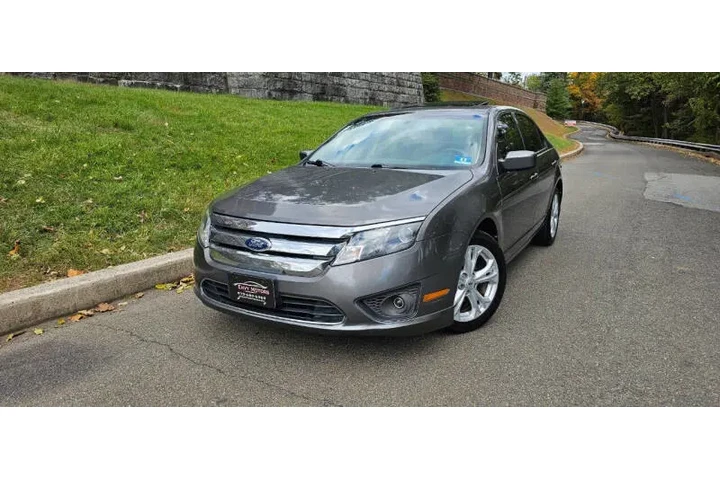 $5495 : 2012 Fusion SE image 1