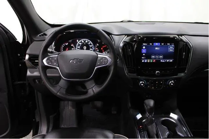 $35982 : Chevrolet Traverse 2023 4x4 image 2