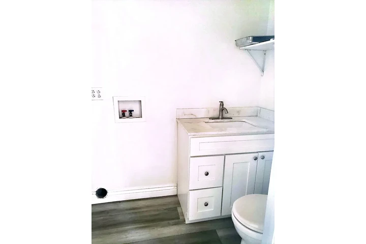 $1400 : Garden Grove 3 & 2 image 8