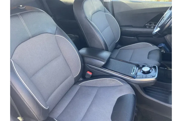 $12995 : Kia Niro EV 2020 EX 4dr Cros image 10