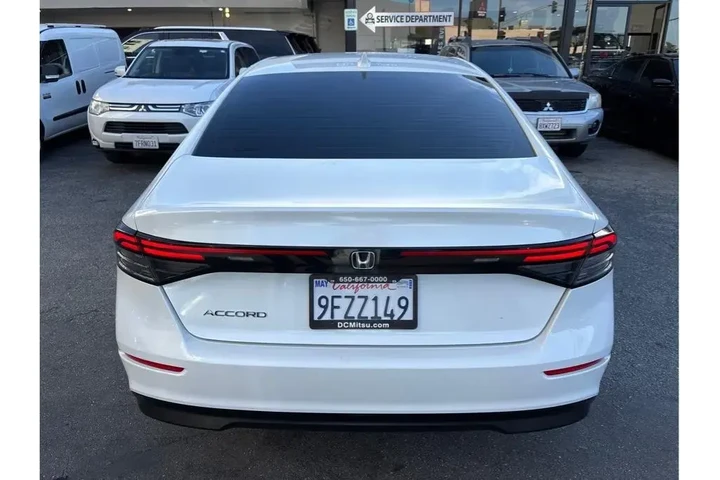 $25388 : Honda Accord 2023 EX 4dr Sed image 5