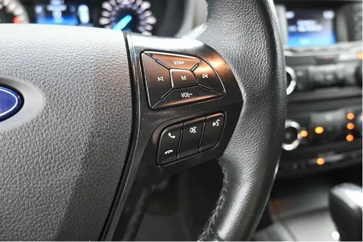 $13491 : Ford Explorer 2017 XLT 4dr S image 6