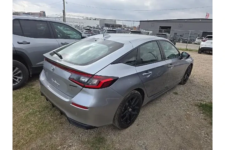 $26918 : Honda Civic 2026 Sport 4dr H image 3