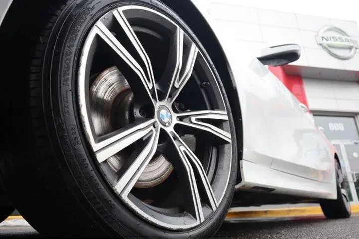 $24943 : BMW 3 Series 2020 AWD 330i x image 10