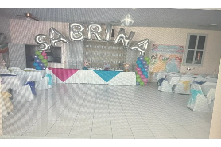 Bonito salon con todo incluido image 6