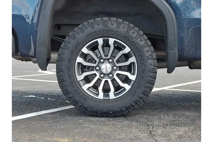 $38995 : GMC Sierra 1500 2020 4x4 AT4 image 7