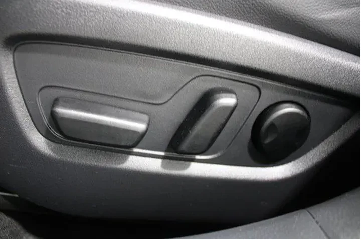 $30959 : Mazda CX-50 2025 AWD 2.5 S P image 4