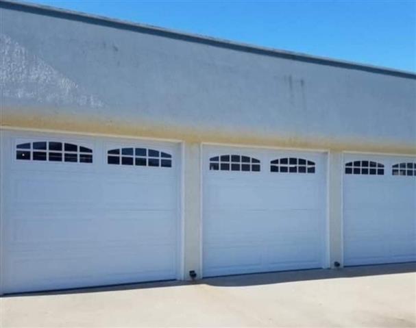 GARAGE DOORS 🔥🔥 image 1