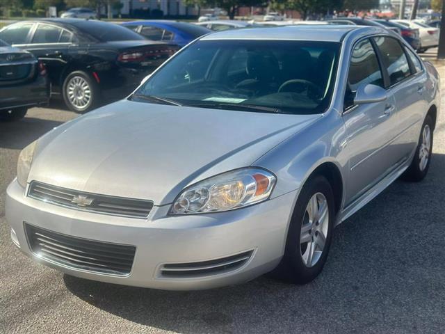 $6990 : 2011 CHEVROLET IMPALA image 2