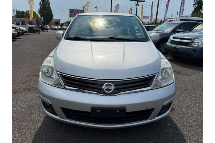 $4995 : 2011 Versa 1.8 SL image 6