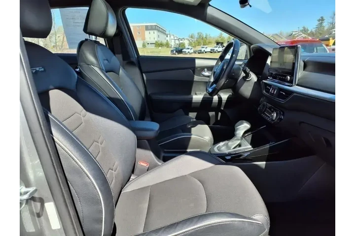 $19999 : Kia Forte 2023 GT-Line 4dr S image 5