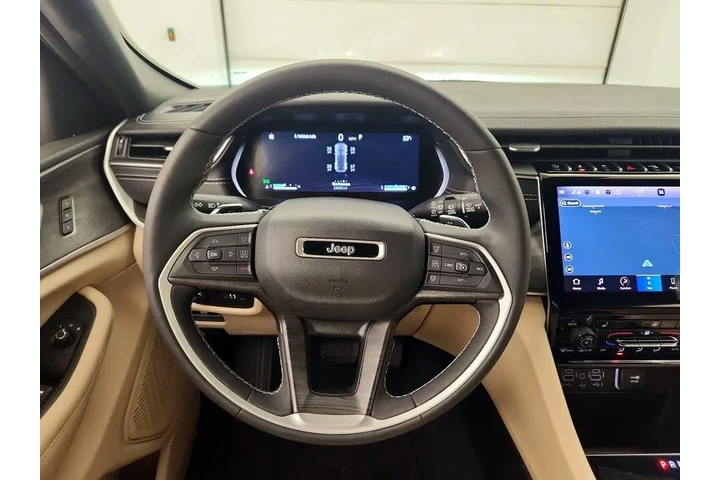 $33998 : Jeep Grand Cherokee 2023 4x2 image 10