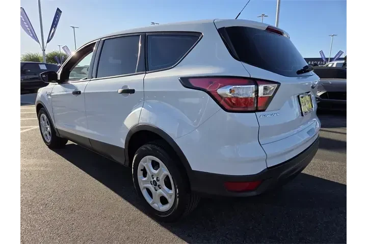$11865 : Ford Escape 2018 S 4dr SUV image 5