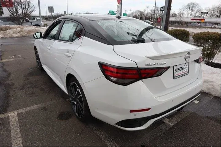 $18628 : Nissan Sentra 2025 SR 4dr Se image 7