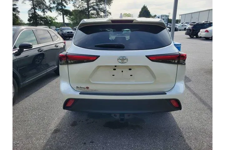 $29450 : Toyota Highlander 2021 L 4dr image 5