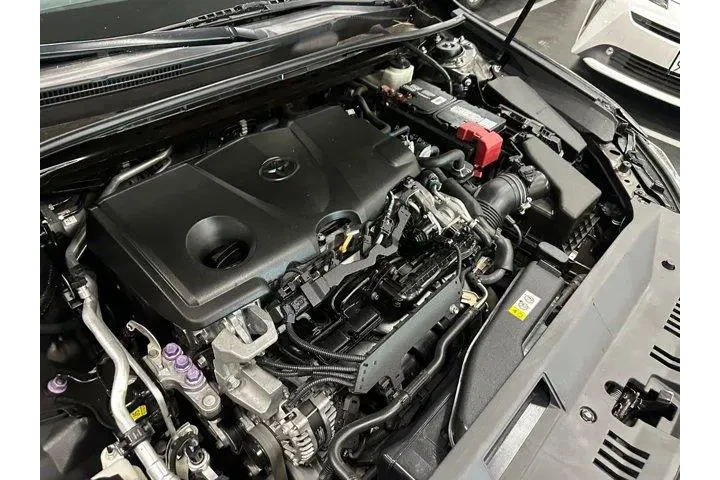 $19905 : Toyota Camry 2018 LE 4dr Sed image 8