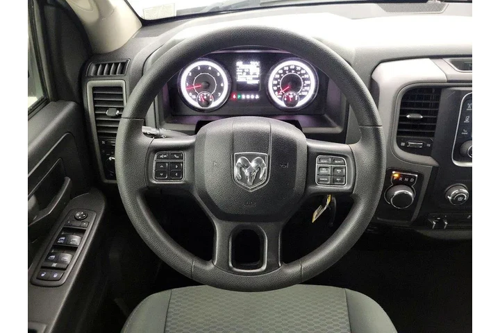 $25998 : Ram 1500 2018 4x2 Tradesman image 10