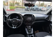 $12928 : Kia Soul 2020 LX 4dr Crossov thumbnail